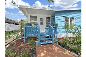 4895 DEERWOOD DR, LAKELAND, FL 33810 Sold 10/18/23