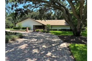 30 VAGABOND LANE, WINTER HAVEN, FL 33881 Sold 09/30/24