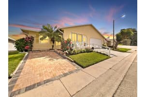 2350 GOLDEN HORSESHOE CIRCLE, LAKELAND, FL 33810 Sold 09/14/23