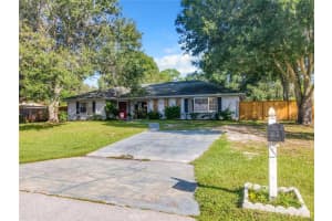 6041 WILSON TERRACE, SEBRING, FL 33876 Sold 11/15/23