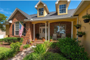 830 HART LAKE STREET, WINTER HAVEN, FL 33884 Sold 10/06/23