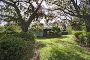 24 NOTTINGHAM WAY, HAINES CITY, FL 33844 Sold 10/11/23