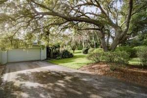24 NOTTINGHAM WAY, HAINES CITY, FL 33844 Sold 10/11/23