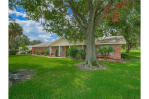 101 GREENFIELD ROAD, WINTER HAVEN, FL 33884 Sold 02/15/24