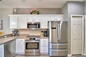 1212 VIENNA SQUARE DR, WINTER HAVEN, FL 33884 Sold 12/21/23