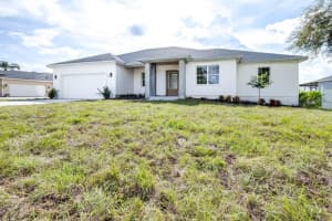 157 LAKE THOMAS DRIVE, WINTER HAVEN, FL 33880 Sold 03/21/24