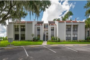 303 LAUREL COVE WAY, WINTER HAVEN, FL 33884 Sold 01/17/24