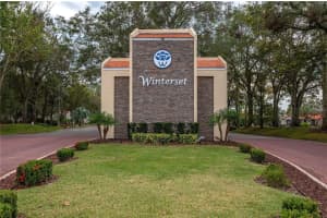 303 LAUREL COVE WAY, WINTER HAVEN, FL 33884 Sold 01/17/24