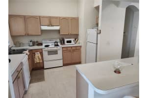 827 CHALLENGER AVENUE, DAVENPORT, FL 33897 Sold 03/15/24