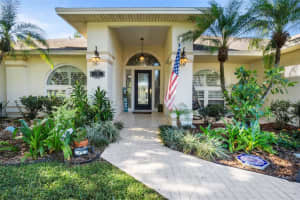 718 SANTA MARIA DRIVE, WINTER HAVEN, FL 33884 Sold 11/17/23