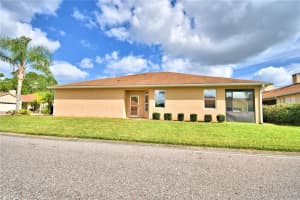 1620 VIENNA SQUARE DR, WINTER HAVEN, FL 33884 Sold 12/20/23