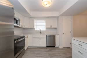 539 VILLA VISTA BOULEVARD, LAKELAND, FL 33813 Sold 05/31/24