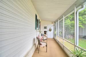 163 BONNIE DRIVE, AUBURNDALE, FL 33823 Sold 03/25/24