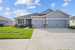 421 RIDERS LOOP, AUBURNDALE, FL 33823 Sold 02/02/24