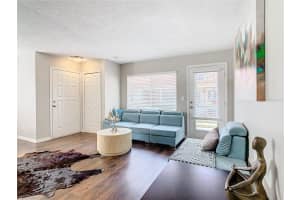 8102 WATERVIEW WAY, WINTER HAVEN, FL 33884 Sold 04/05/24