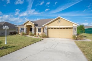 121 DINNER LAKE AVENUE, LAKE WALES, FL 33859 Sold 04/18/24