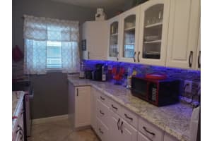 2517 GOLFVIEW STREET, LAKELAND, FL 33801 - MLS#MFRP4928863