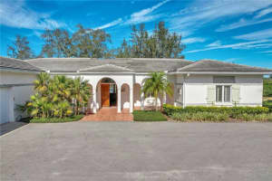 2300 SCENIC HIGHWAY, LAKE WALES, FL 33898 - MLS#MFRP4928897