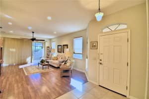 1572 VIENNA SQUARE DR, WINTER HAVEN, FL 33884 Sold 03/04/24