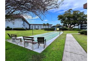 333 LAKE HOWARD DRIVE, WINTER HAVEN, FL 33880 Sold 12/13/24