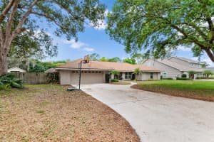 1119 CYPRESS POINT, WINTER HAVEN, FL 33884 Sold 05/20/24