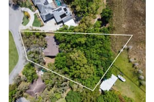 4927 WILLOWBROOK CIRCLE, WINTER HAVEN, FL 33884 Sold 04/19/24