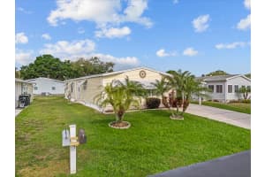 6126 GRAND OAKS DRIVE, WINTER HAVEN, FL 33884 Sold 06/05/24