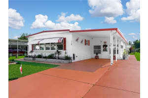 1610 REYNOLDS ROAD, LAKELAND, FL 33801 Sold 09/27/24