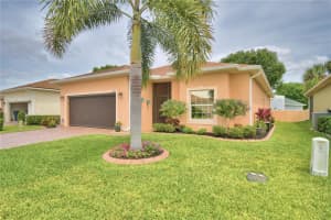 2380 SALZBURG LOOP, WINTER HAVEN, FL 33884 Sold 07/11/24