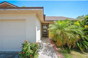 228 CROWN COURT, WINTER HAVEN, FL 33880 Sold 06/14/24