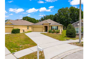 1109 BETHPAGE ROAD, AUBURNDALE, FL 33823 Sold 07/28/25