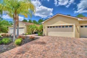 1561 VIENNA SQUARE DR, WINTER HAVEN, FL 33884 Sold 08/23/24