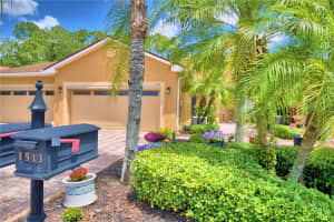 1513 VIENNA SQUARE DR, WINTER HAVEN, FL 33884 Sold 05/30/24