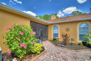 1513 VIENNA SQUARE DR, WINTER HAVEN, FL 33884 Sold 05/30/24