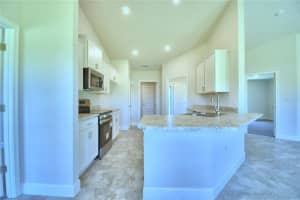 4110 TULLAMORE LANE, AUBURNDALE, FL 33823 Sold 08/28/24