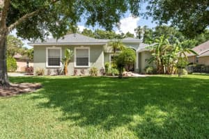 836 SUMMERFIELD DRIVE, LAKELAND, FL 33803 Sold 02/07/25