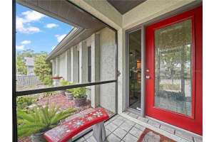 5753 COLONIAL OAKS BOULEVARD, SARASOTA, FL 34232 Sold 08/11/24
