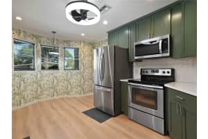 6032 GRAND OAKS DRIVE, WINTER HAVEN, FL 33884 Sold 07/25/24