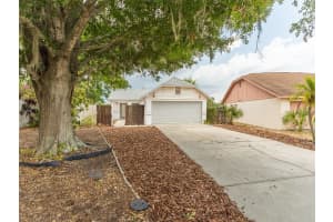 613 LAKE DEXTER CIRCLE, WINTER HAVEN, FL 33884 Sold 08/09/24