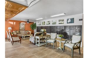 700 MIRROR TERR NW #202, WINTER HAVEN, FL 33881 Sold 09/18/24