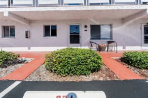 1100 MARTINIQUE DRIVE, WINTER HAVEN, FL 33884 Sold 05/12/25