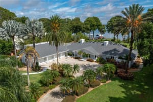 1223 CYPRESS POINT, WINTER HAVEN, FL 33884 Sold 07/01/24