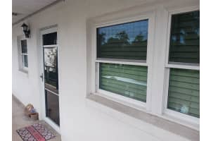 200 EL CAMINO DRIVE, WINTER HAVEN, FL 33884 Sold 08/15/25