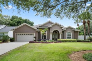 59 HARBOUR ESTATES DRIVE, WINTER HAVEN, FL 33884 Sold 08/30/24