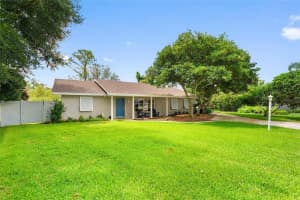 27 LAKE LINK DRIVE, WINTER HAVEN, FL 33884 Sold 03/04/25