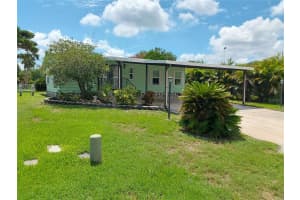 420 VILLAGE CIRCLE, WINTER HAVEN, FL 33880 Sold 08/15/24
