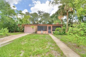 303 LAKE DALE DRIVE, AUBURNDALE, FL 33823 Sold 09/30/24