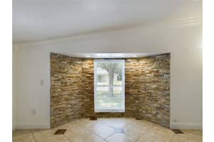 617 LIME STREET, AUBURNDALE, FL 33823 Sold 10/18/24
