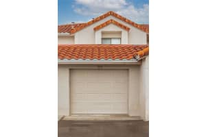 701 MAGNOLIA PLACE, WINTER HAVEN, FL 33884 Sold 10/03/24