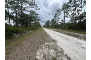 901 LAGUNA DRIVE, INDIAN LAKE ESTATES, FL 33855 Sold 03/11/25